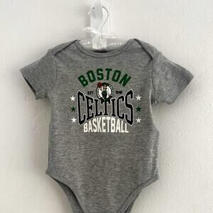 Boston Celtics NBA Super Soft Cotton Bodysuit game day basketball Sz 12M
